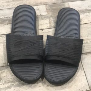 nike slides under $20